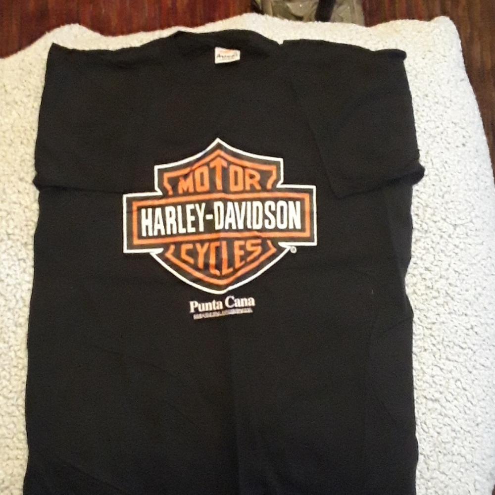Harley Davidson size medium tshirt